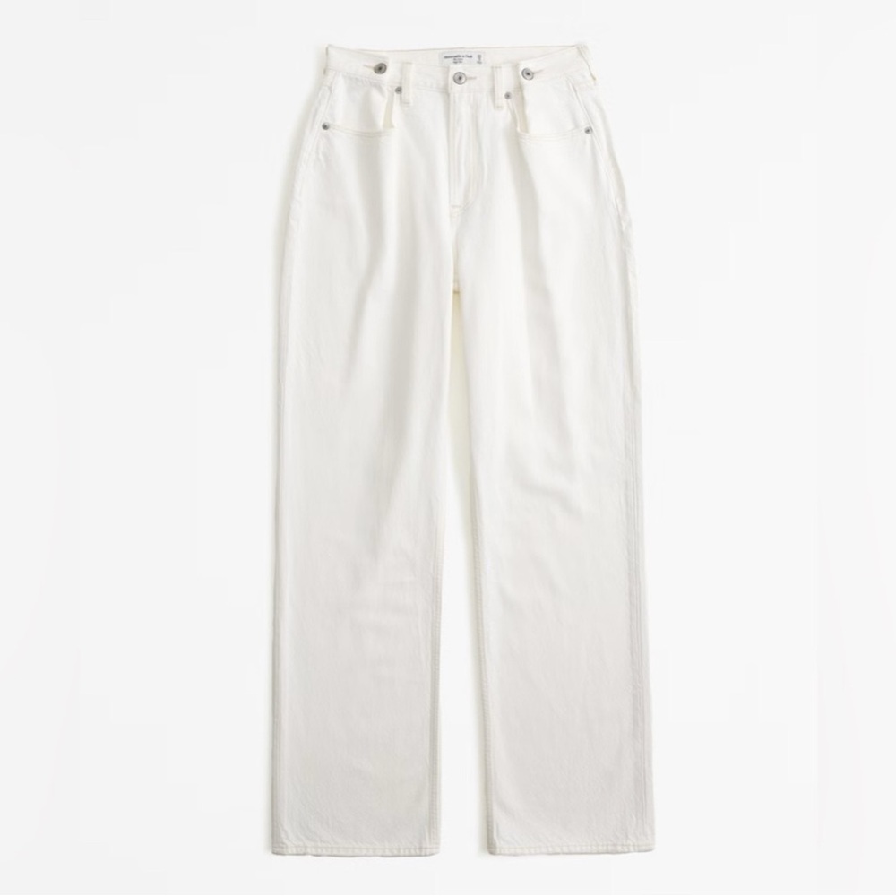 NWOT Abercrombie & Fitch Loose High Rise Curve Love Jeans - White